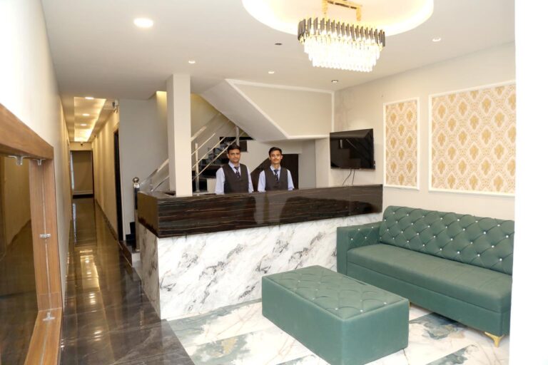Reception(2)